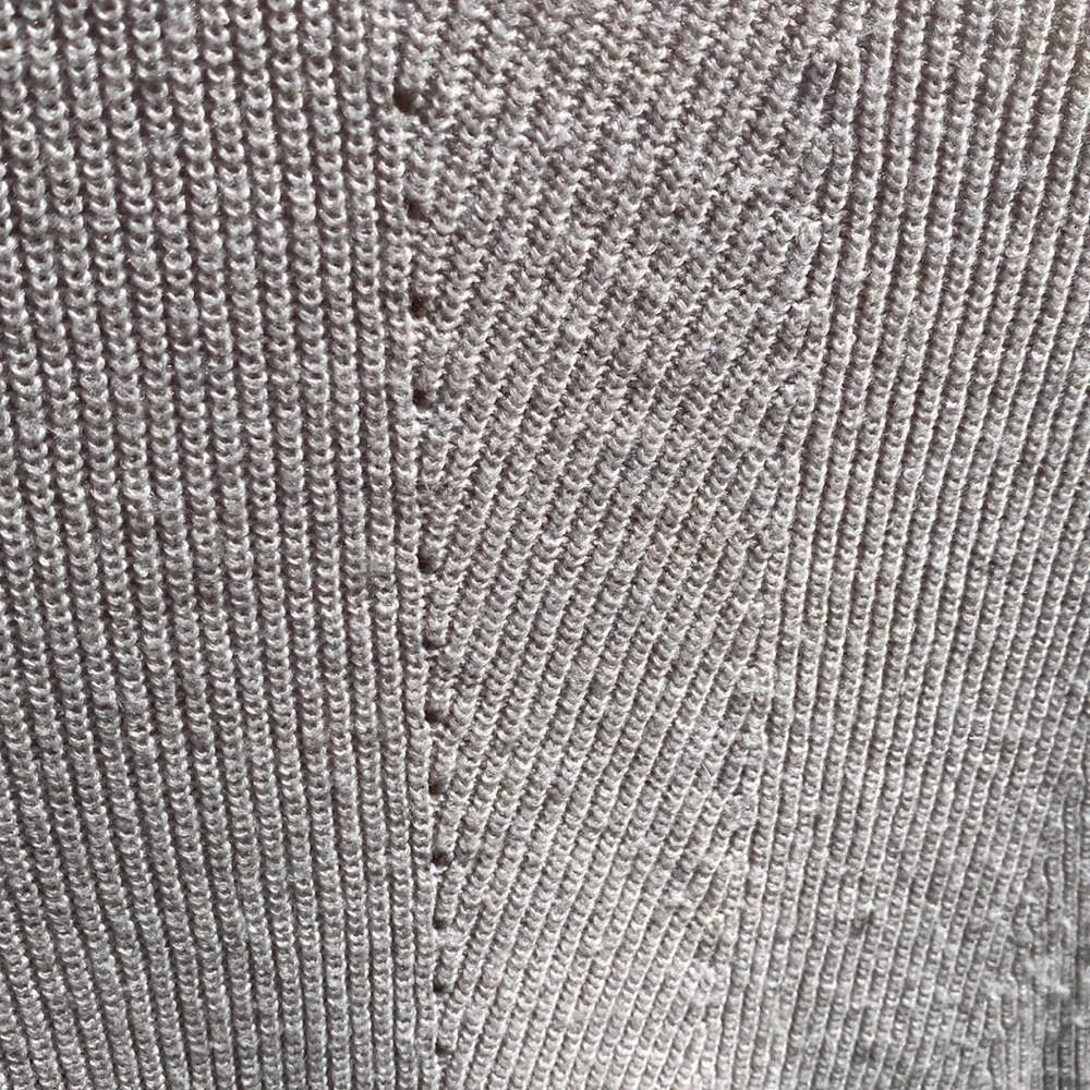🌹Ann Taylor Factory Sweater - Picture 4 of 5